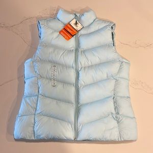 NWT Wind River Puffer Vest